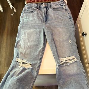 Hollister High Rise Vintage Straight Jeans